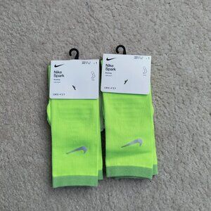 Share NWT (2) Pair Nike Spark W 9.5-11/M 8-9.5 DRI-FIT Running Crew Socks Yellow
